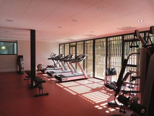 salle de fitness juigné sur loire