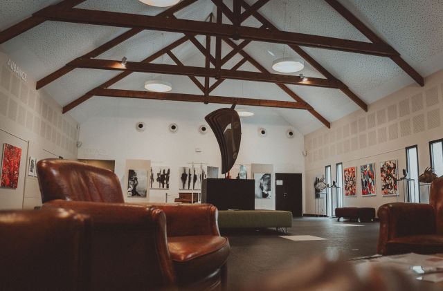 Galerie d'art hall aubance juigné sur loire 